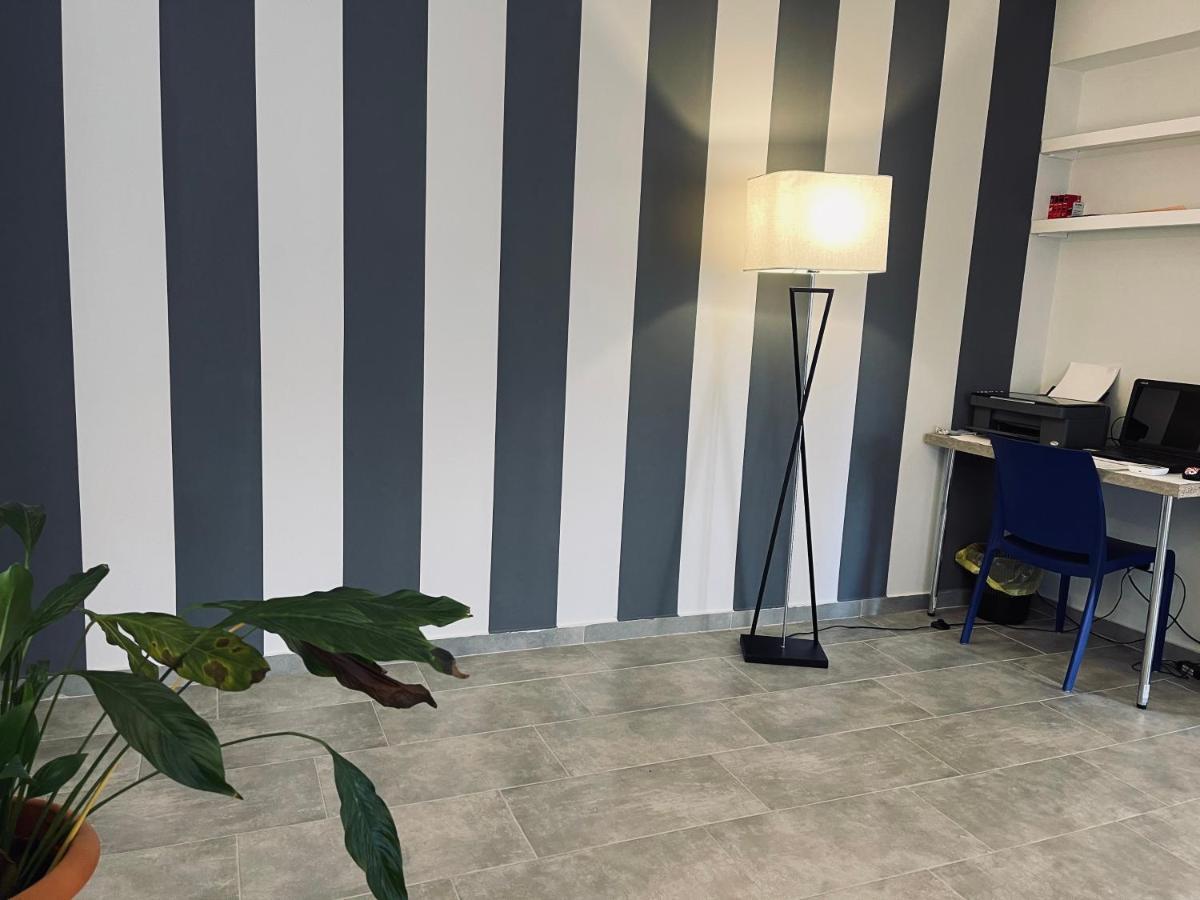 B&B Antichi Cortili Termini Imerese Eksteriør billede